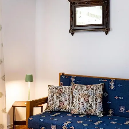 Spiti Dyo * Theologos (Thasos)