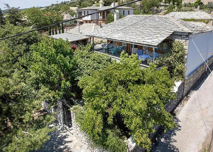 Spiti Dyo Theologos (Thasos)